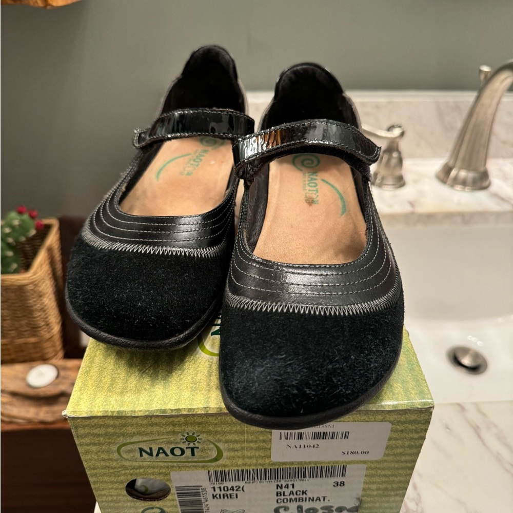 NAOT | BLACK | Slip On Dress Shoe | Women's Size 7.5 / 38